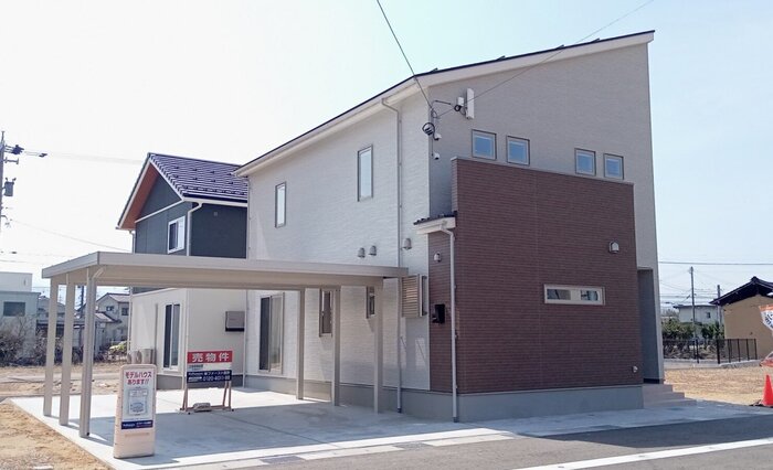 富山市上大久保分譲住宅