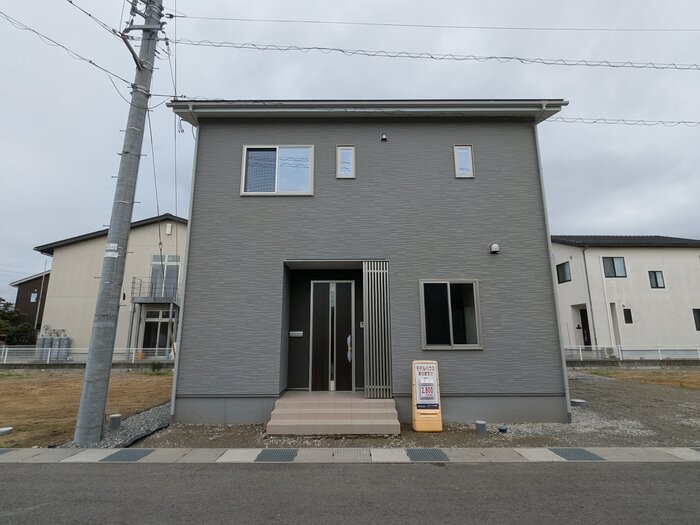富山市上大久保分譲住宅